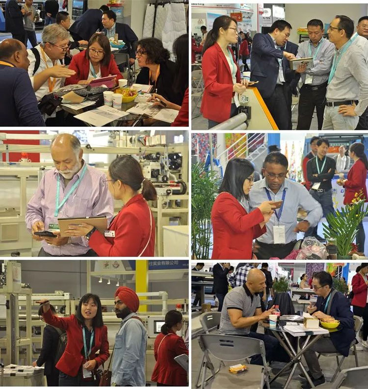 富怡銷售人員細心解答客戶問題