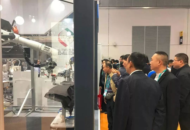 國內外諸多參觀者的涌入