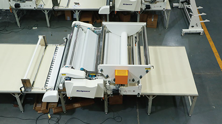 富怡全自動大料斗鋪布機